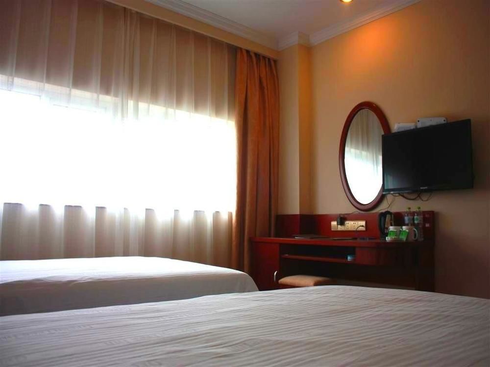 Greentree Inn Shanghai Wild Zoo Dachuan Freeway Express Hotel Exteriör bild