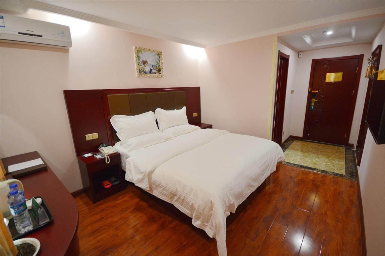 Greentree Inn Shanghai Wild Zoo Dachuan Freeway Express Hotel Exteriör bild