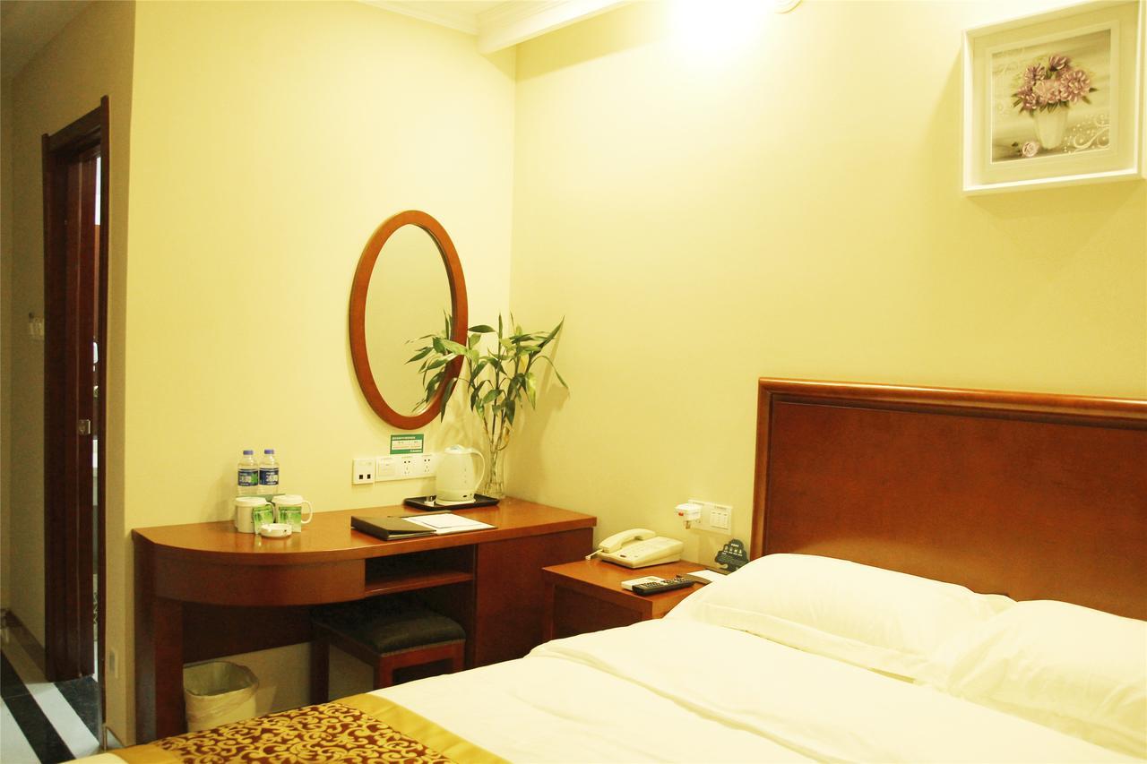 Greentree Inn Shanghai Wild Zoo Dachuan Freeway Express Hotel Exteriör bild